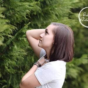 Meet your Posher, Alaina gail